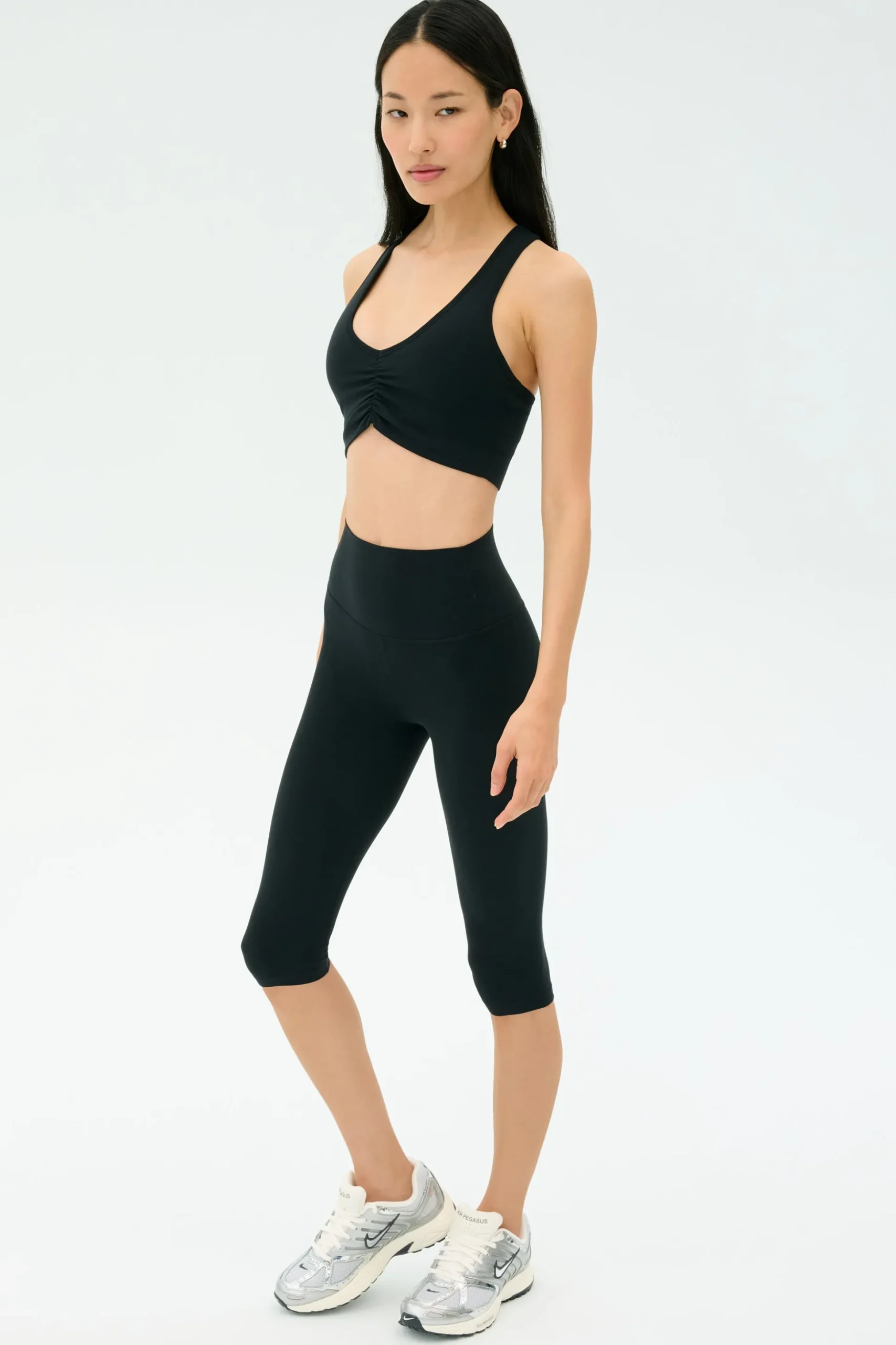 Airweight High Waist 16" Capri Legging