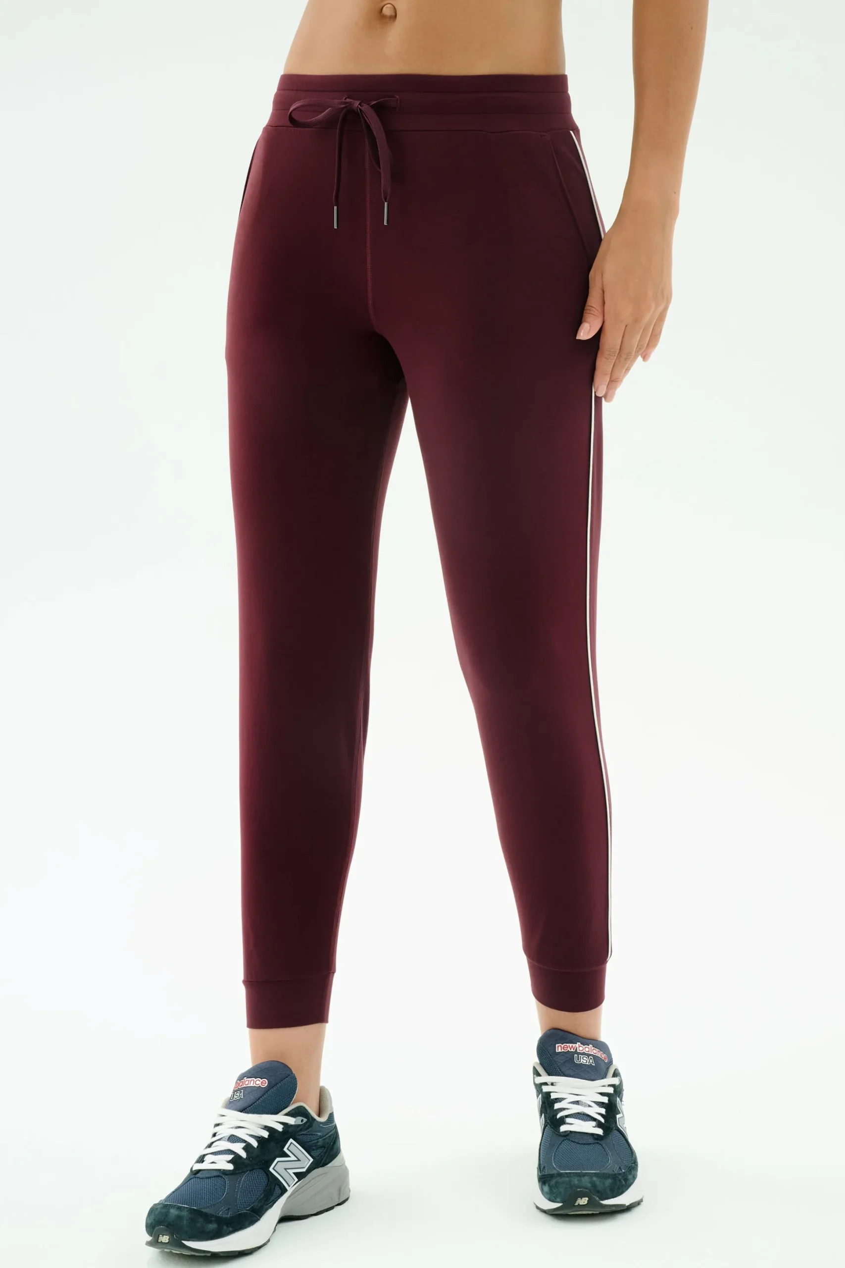 Airweight Jogger 7/8 with Piping