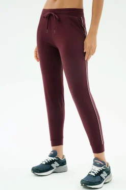 Airweight Jogger 7/8 with Piping