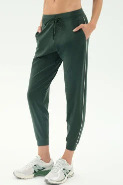 Airweight Jogger 7/8 with Piping
