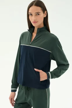 Millie Airweight Half Zip