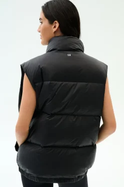 Summit Nylon Puffer Vest